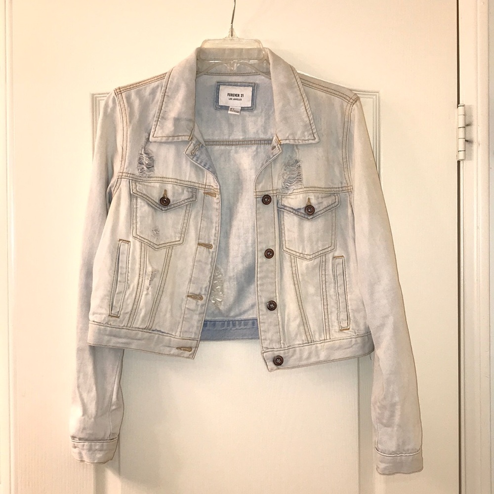 Distressed Jean Jacket || Forever XXI